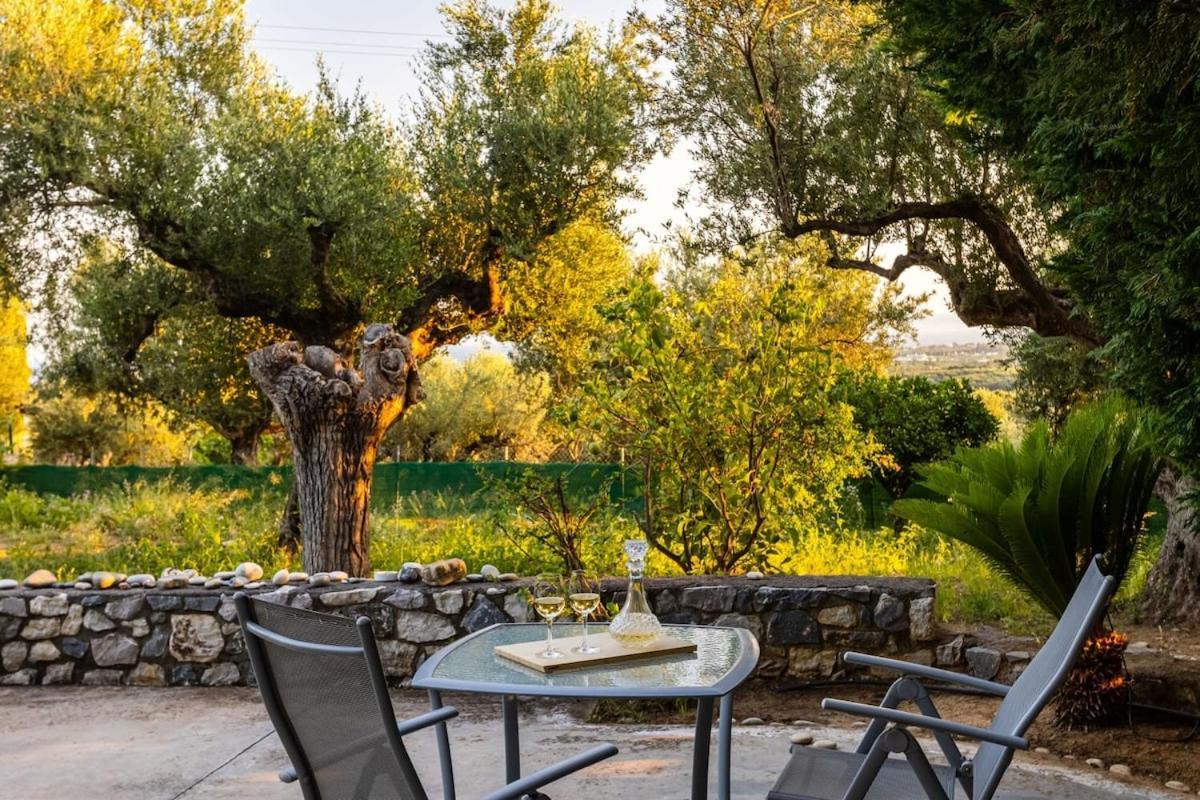 The Secret Garden At Villa Georgia Calamata Exterior foto